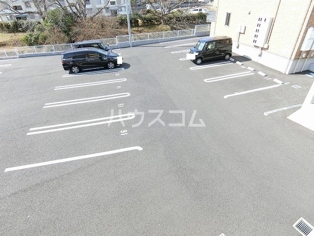 2/8 駐車場