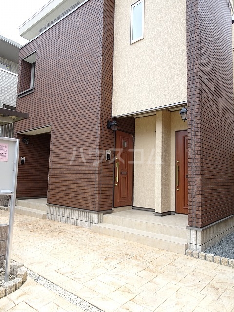 2/8 エントランス