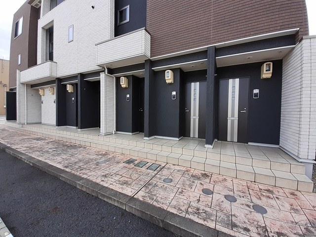 14/20 エントランス