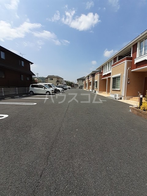 15/27 駐車場