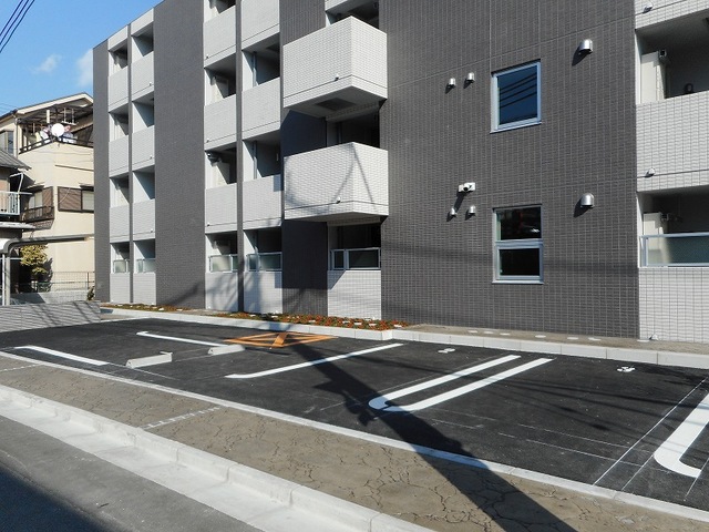 15/30 駐車場