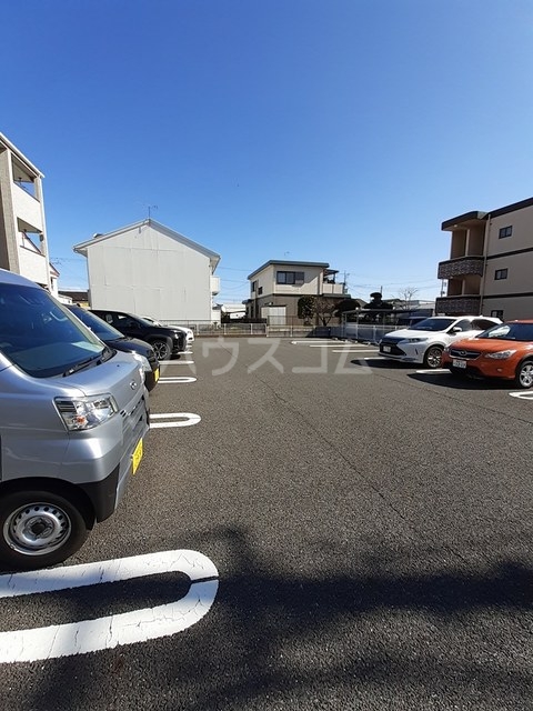 2/14 駐車場