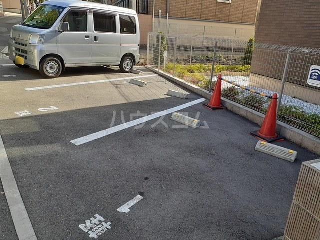 14/20 駐車場