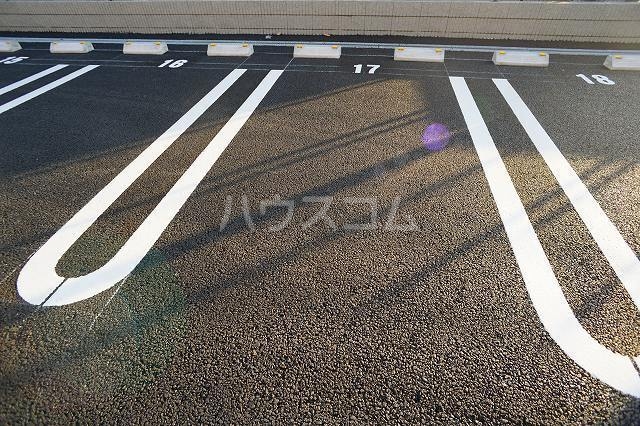 14/20 駐車場
