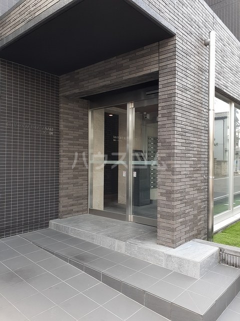 14/26 エントランス