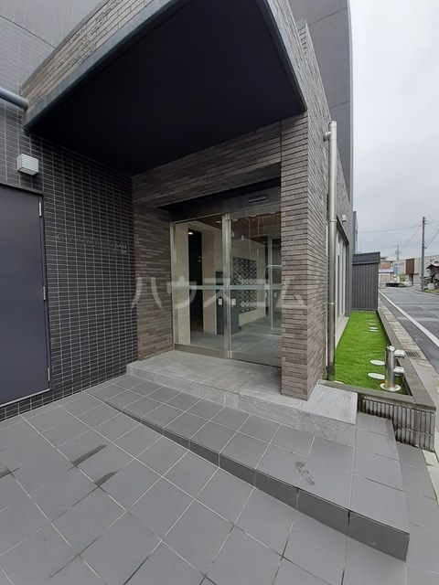 13/20 エントランス