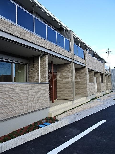 14/20 エントランス