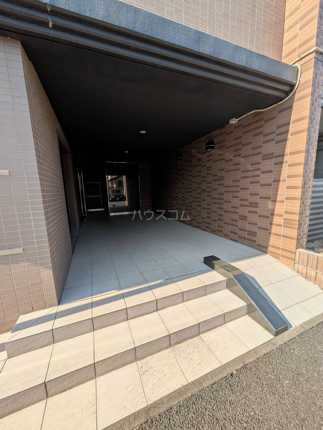 6/11 エントランス