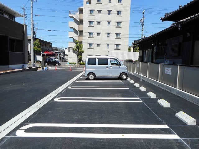 2/11 駐車場