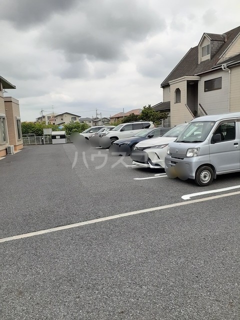 2/17 駐車場