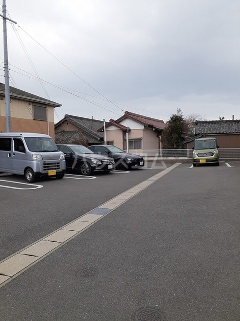 14/19 駐車場
