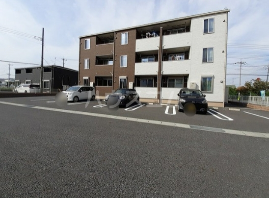 15/21 駐車場
