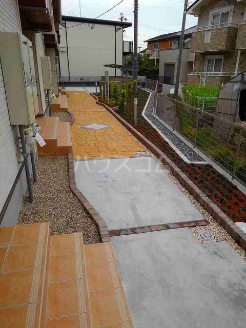 2/8 エントランス