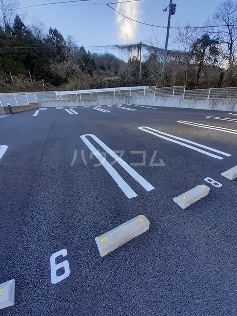 2/8 駐車場