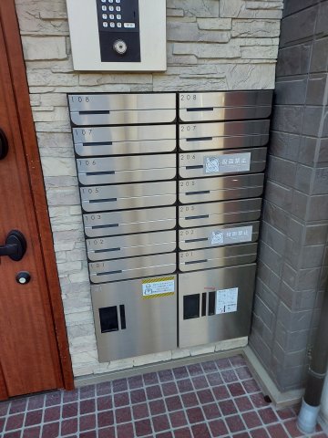 22/30 エントランス