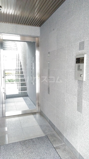 2/13 エントランス