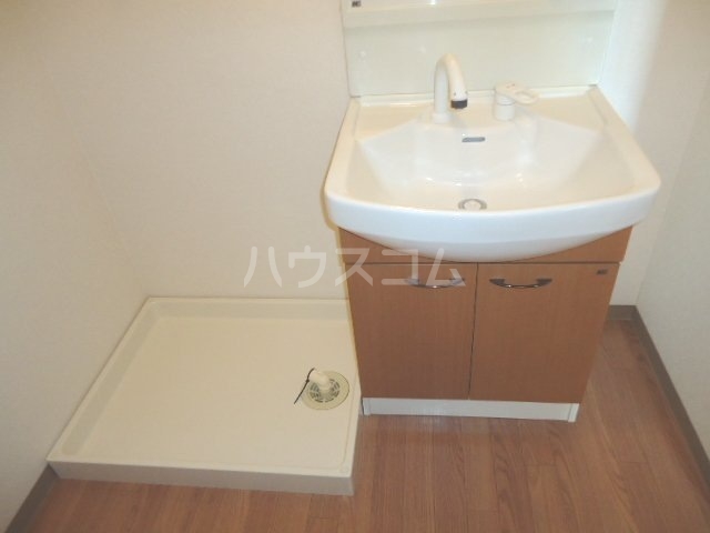 13/28 洗面