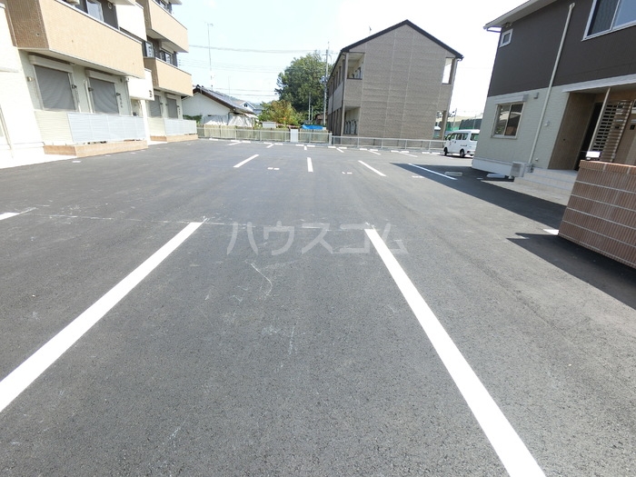 17/22 駐車場