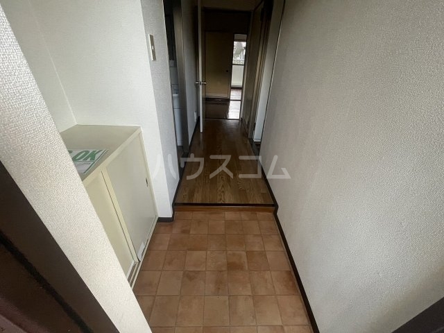 13/30 玄関