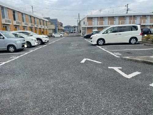 14/20 駐車場