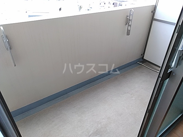 23/30 バルコニー