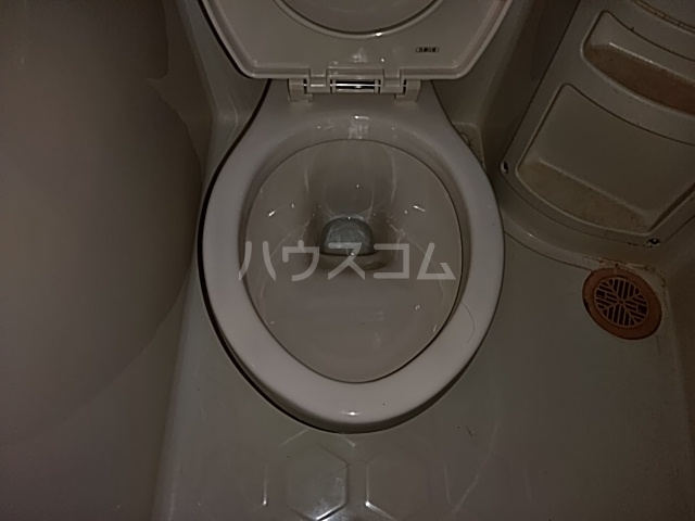 13/30 トイレ