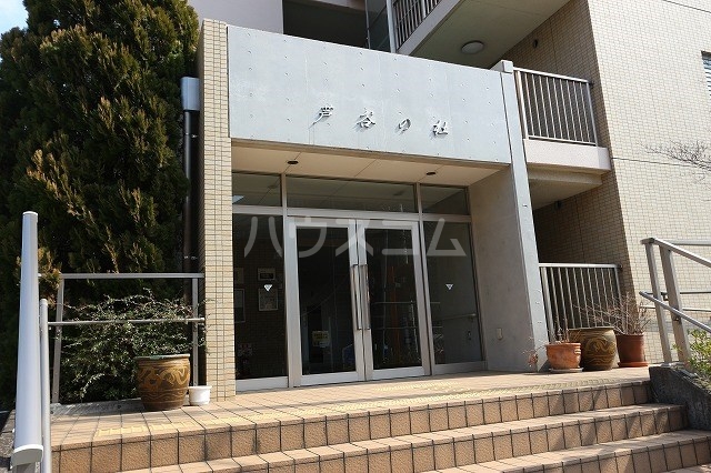 25/30 エントランス