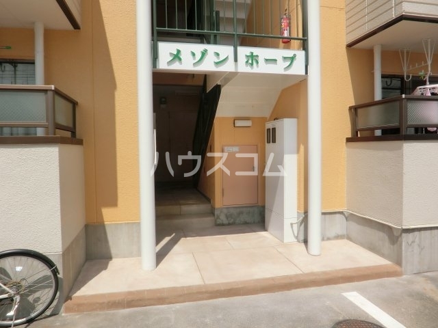 20/27 エントランス