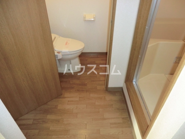14/30 玄関