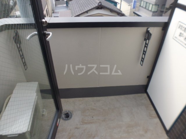 21/30 バルコニー