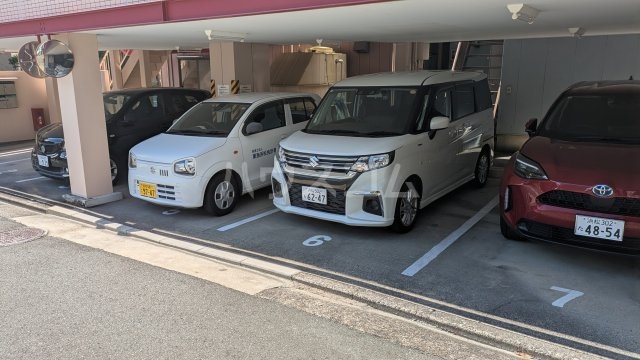 20/26 駐車場