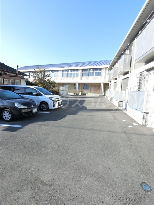 17/23 駐車場