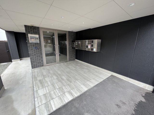 20/29 エントランス