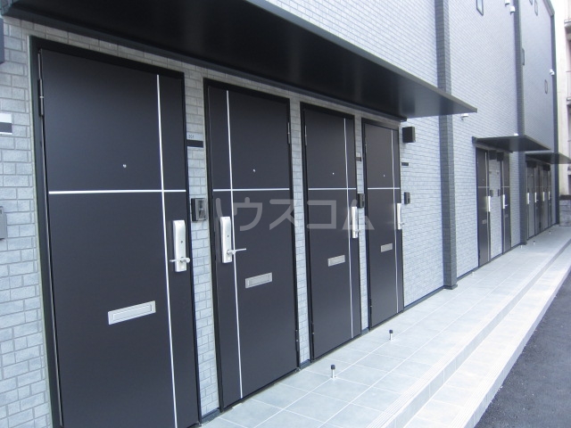 21/28 エントランス