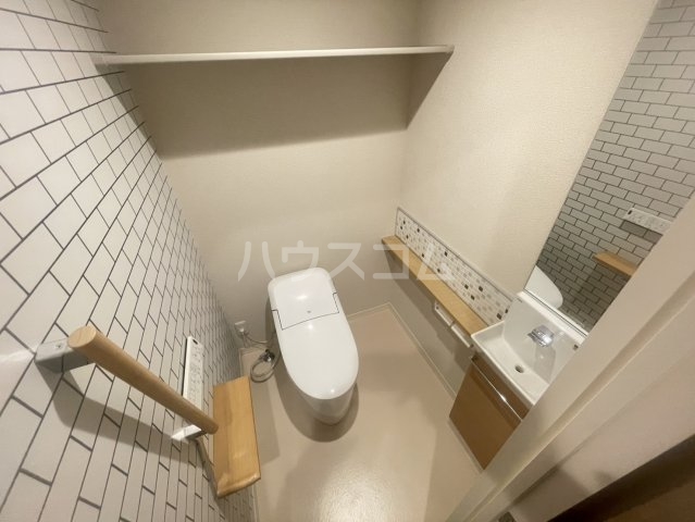 20/30 トイレ