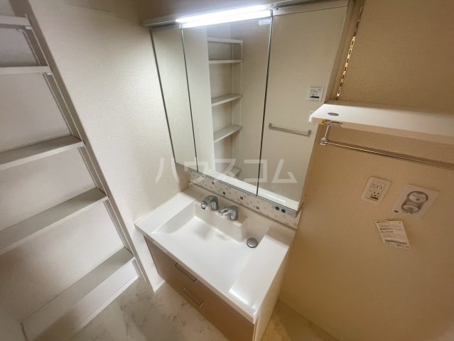 22/30 洗面