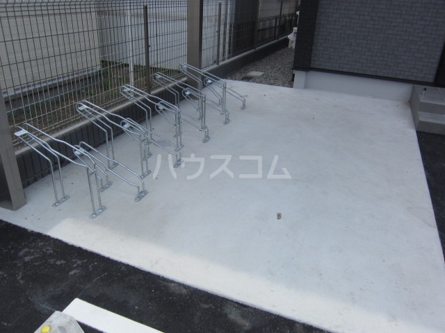 22/28 駐車場