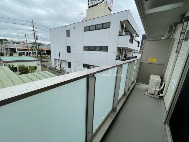 20/30 バルコニー