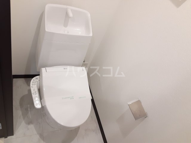 13/30 トイレ