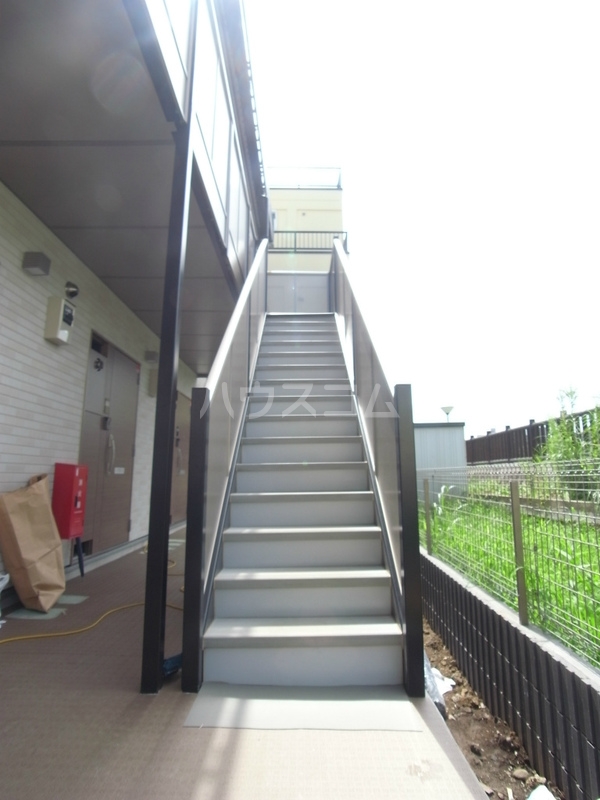 15/25 エントランス