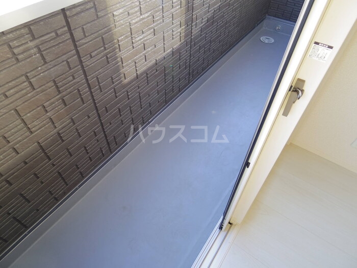 13/22 バルコニー