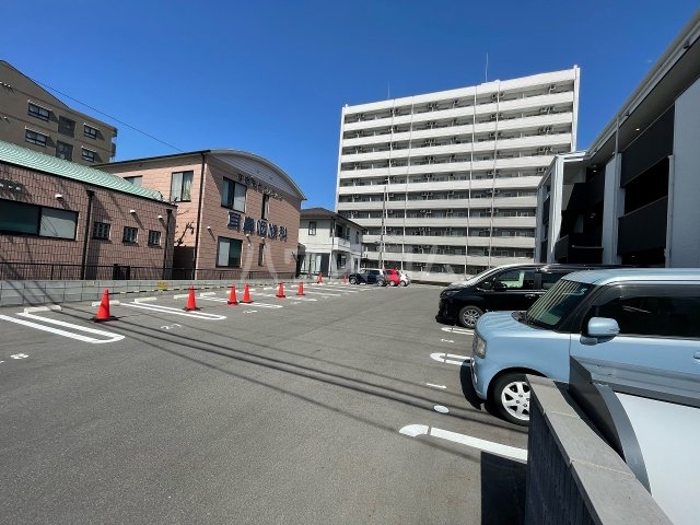 22/30 駐車場