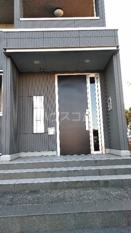 21/27 エントランス