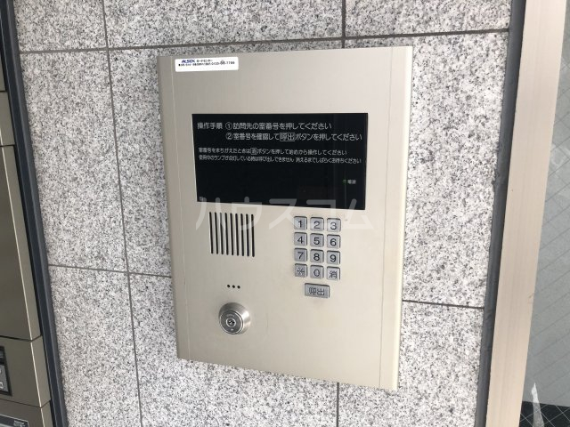 14/24 エントランス