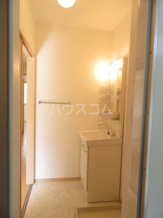 13/30 洗面