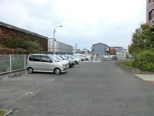 14/22 駐車場