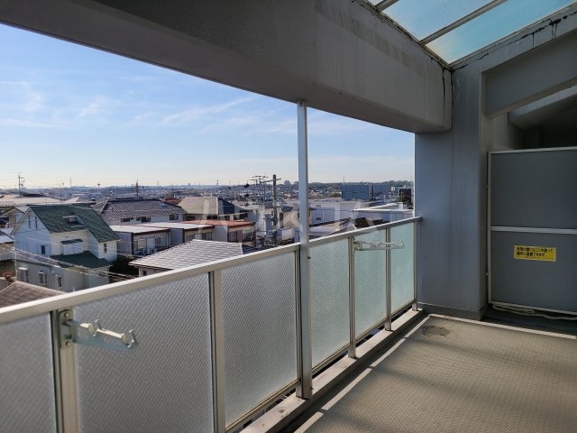 21/30 バルコニー