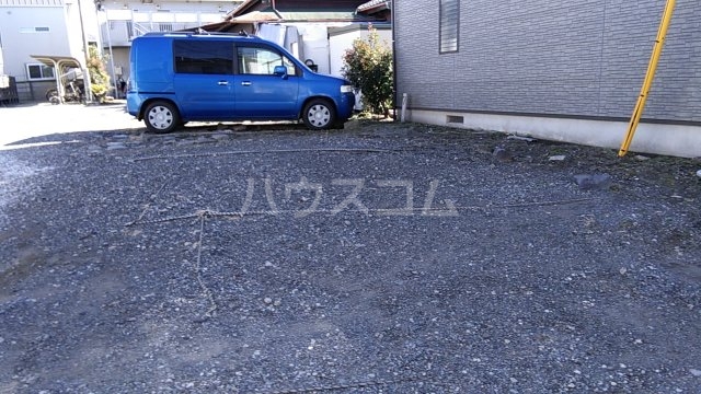 18/26 駐車場