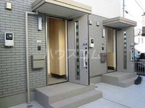 22/24 エントランス