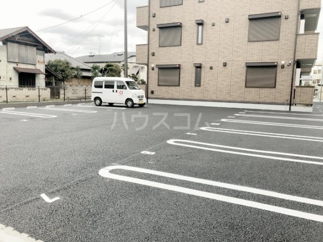 3/4 駐車場